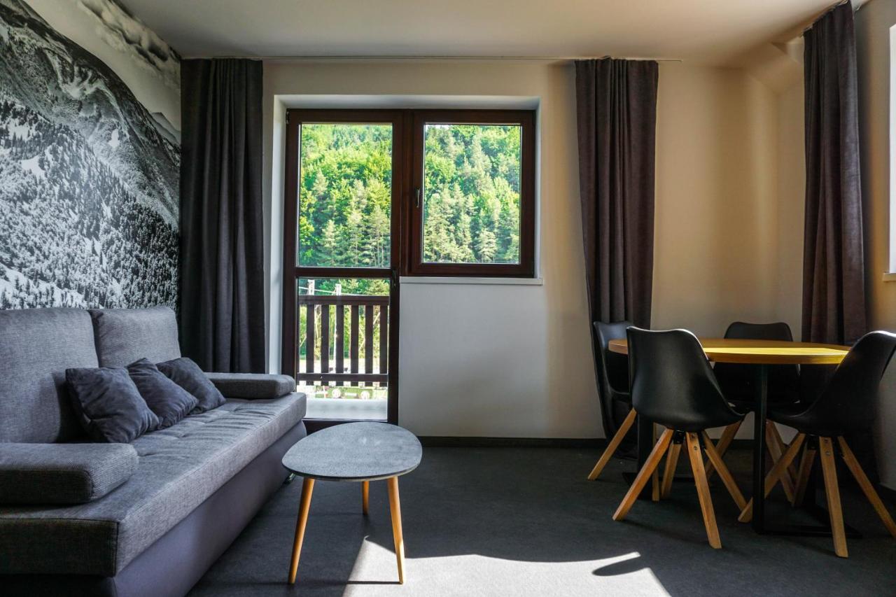 Apartmany Sport & Ski Valča Exterior foto